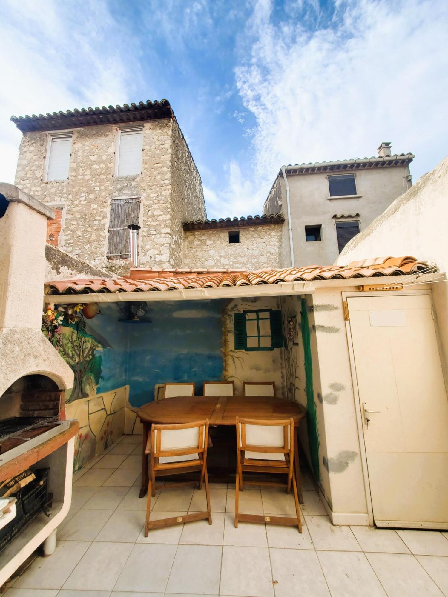 Agreable Maison De Ville Avec Patio Sigean Exterior photo